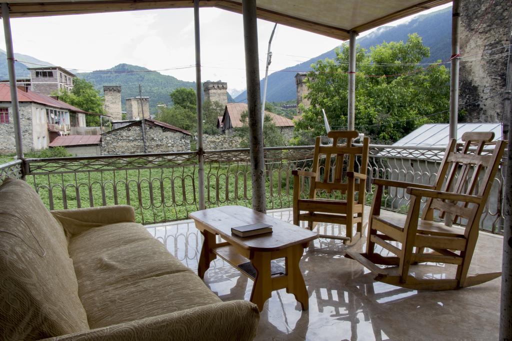 Guesthouse Ori Beli In Mestia Exterior foto